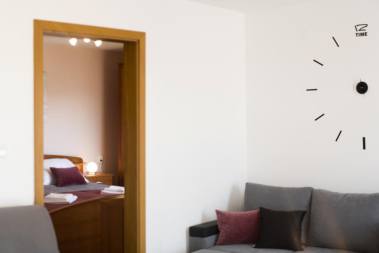 Apartment Noel Kastela Bagian luar foto