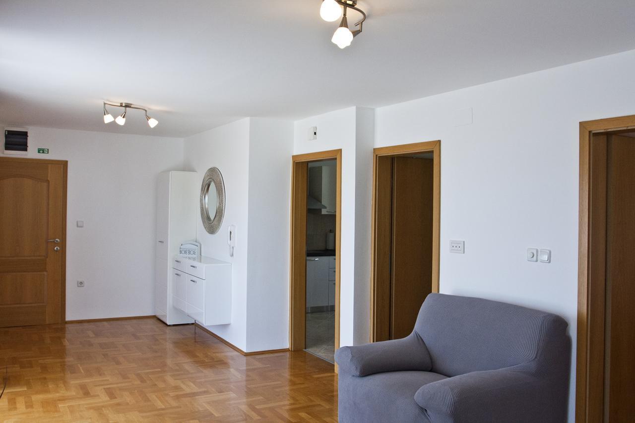 Apartment Noel Kastela Bagian luar foto