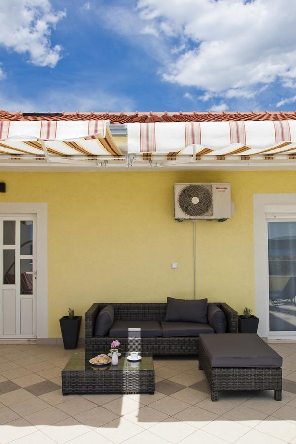 Apartment Noel Kastela Bagian luar foto